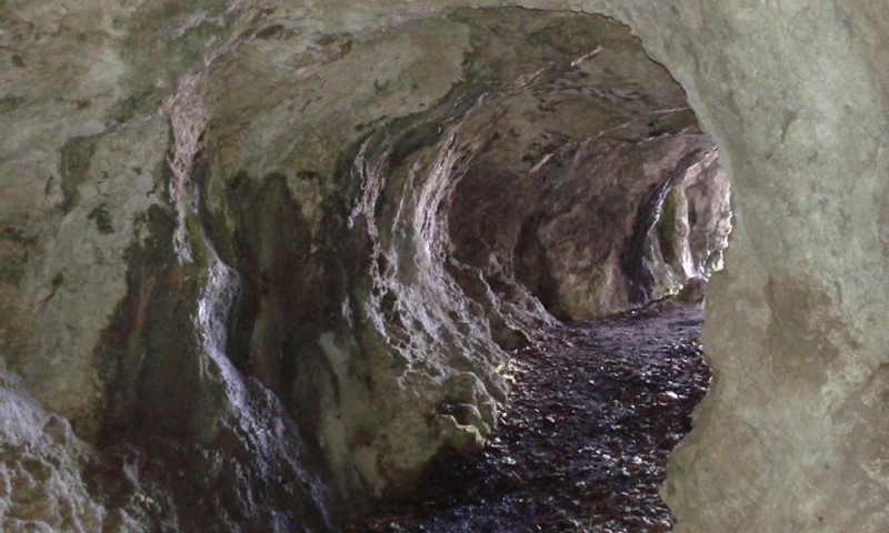 partiz. jaskyňa 2.jpg