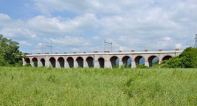 640px-Jezernický_viadukt_(2017).jpg