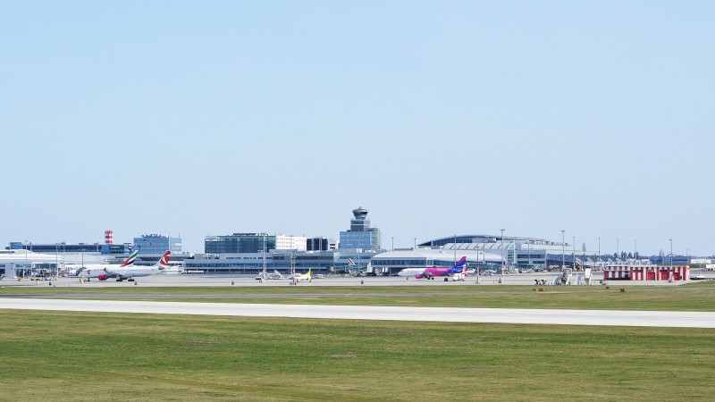 View_one_the_Prague_Airport.jpg