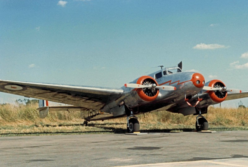 Lockheed_10A_N241M_7656_Denton_TX_26.07.86_edited-3.jpg