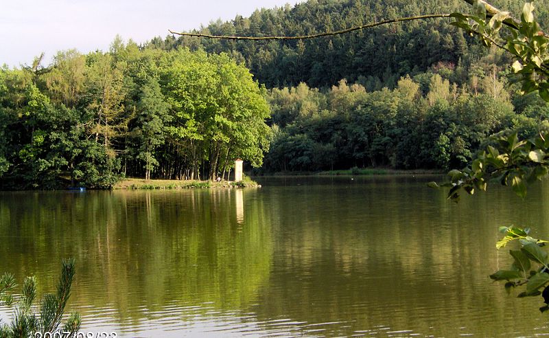 800px-Soutok_Lužnice-Vltava[1].jpg