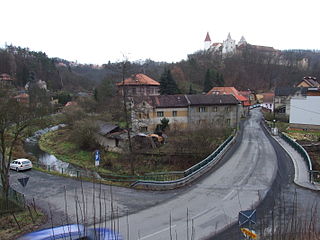 320px-Křivoklát,_obec_a_hrad[1].jpg