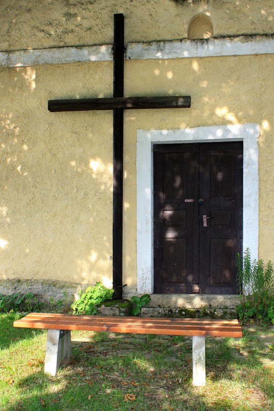 800px-Dolní_Žandov,_Úbočí,_chapel_2[1].jpg