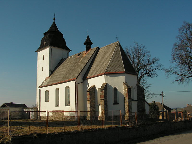 Kostel Nanebevzetí Panny Marie Číhošť.jpg