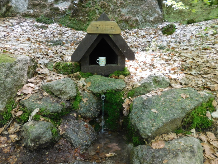 111  studánka.JPG