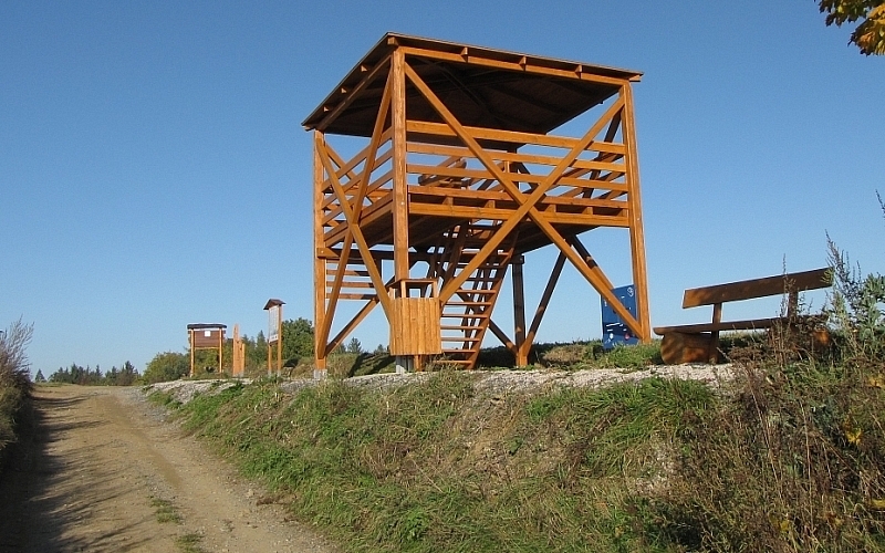 Vyhlídková věž Chrastavice.jpg