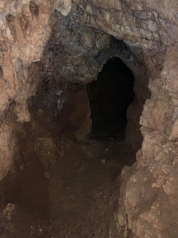 jaskyňa 1.jpg